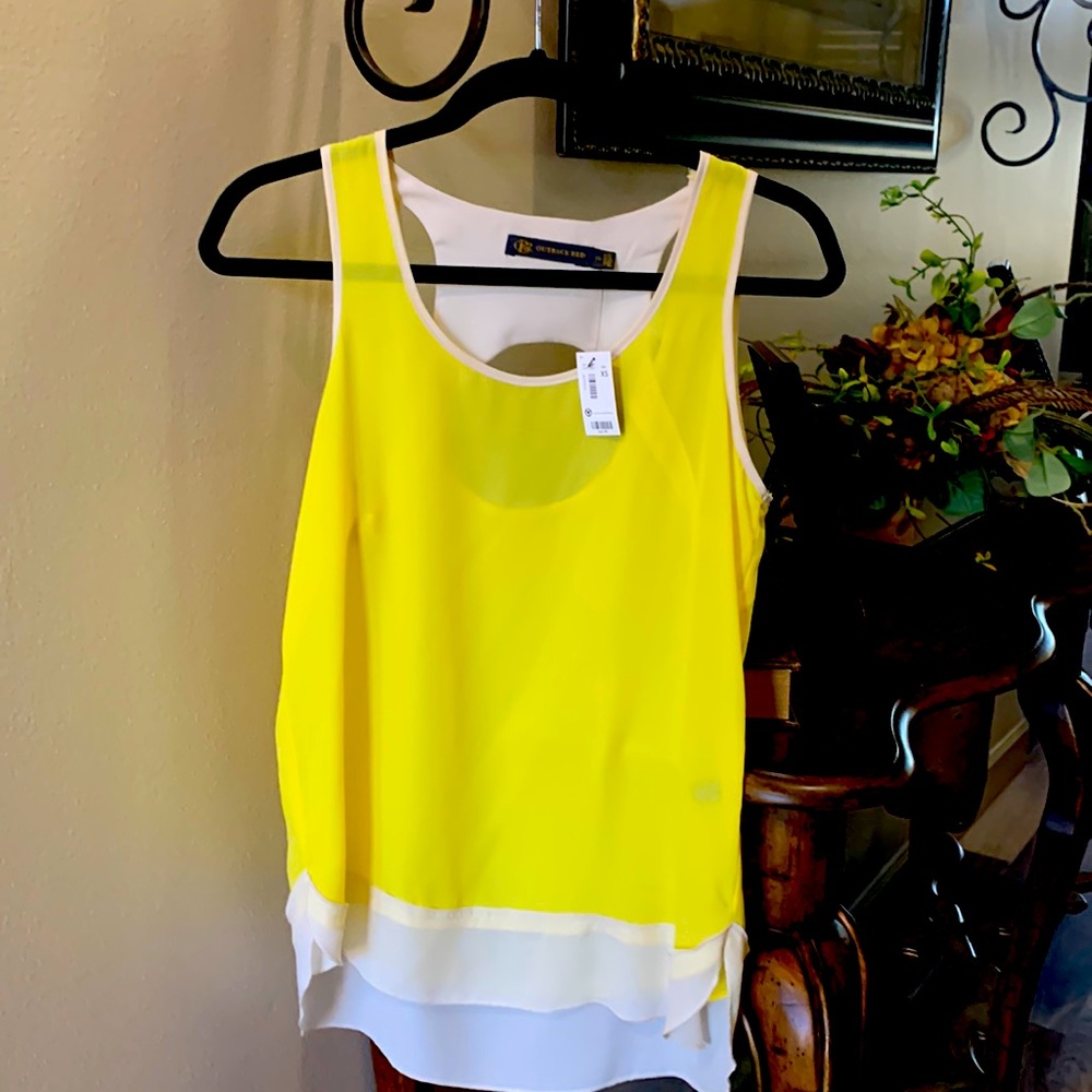 Women’s extra small sleeveless shirt new with tags